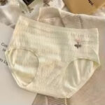 seamless pure cotton underwear for women breathable skin friendly floral patterned summer triangle panties middle waist design