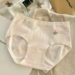seamless pure cotton underwear for women breathable skin friendly floral patterned summer triangle panties middle waist design