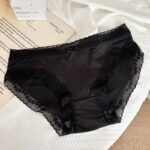 priyoshee soft lace seamless ladies panty